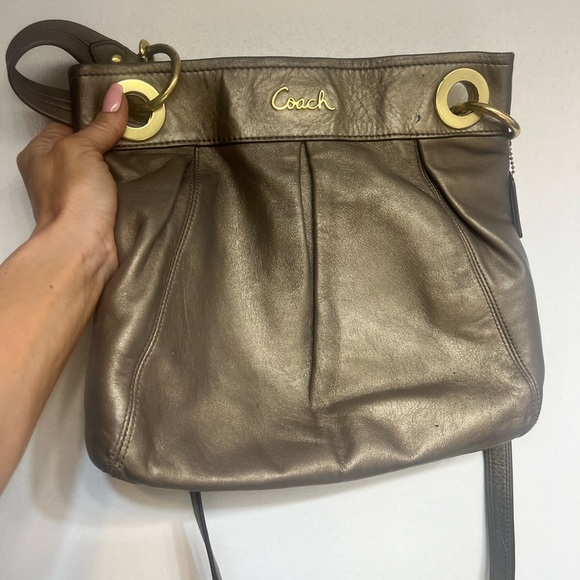 Coach gold metallic crossbody - Picture 8 of 11